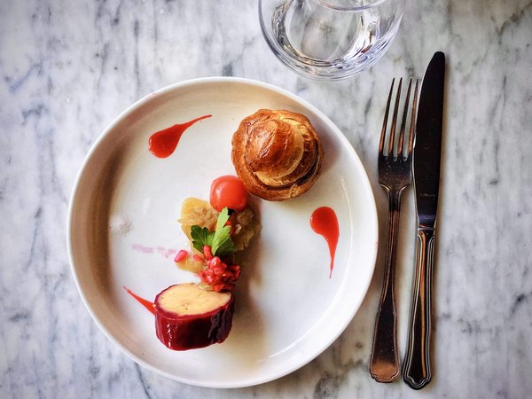 Comment préparer une moussaka grecque authentique et savoureuse ?